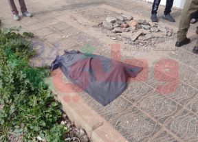 عاجل:مأساة في حي الصفا بالشلالات…وفاة طفل بعد سقوطه من الطابق الرابع(صورة)
