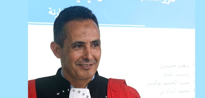 إنفراد: موظف بجماعة الشلالات ينال الدكتوراه بميزة مشرفة في القانون العام