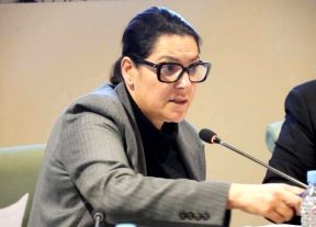 استقالة لا إقالة.. مقرب من المنصوري يرد على رواية الملف العقاري