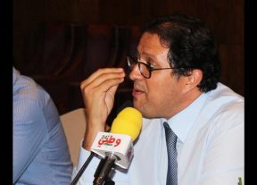 آيت مانة يرفع شعار «الثبات».. لكن أين الحصيلة؟