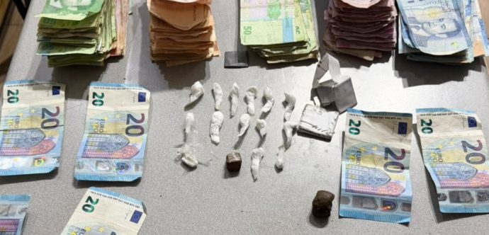 درك عين حرودة يطيح بمروج للكوكايين ويحجز 30 ألف درهم